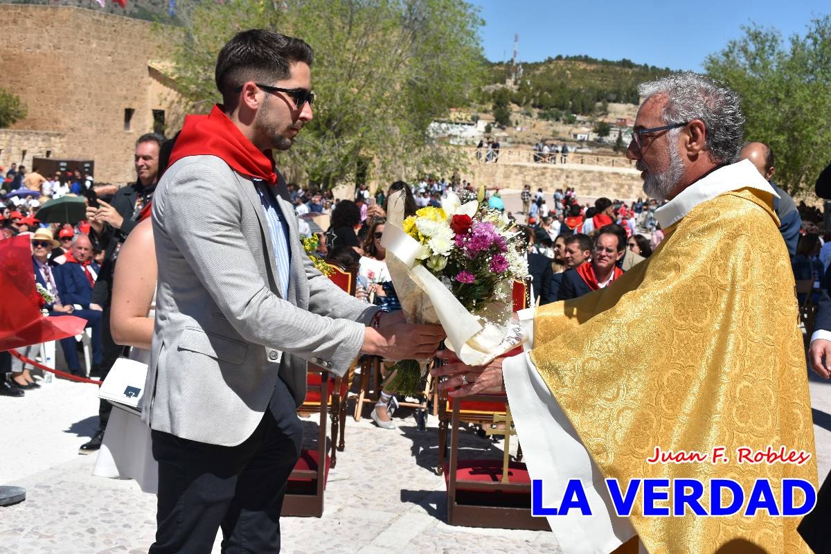 Flores de las peñas caballistas para la Vera Cruz en Caravaca