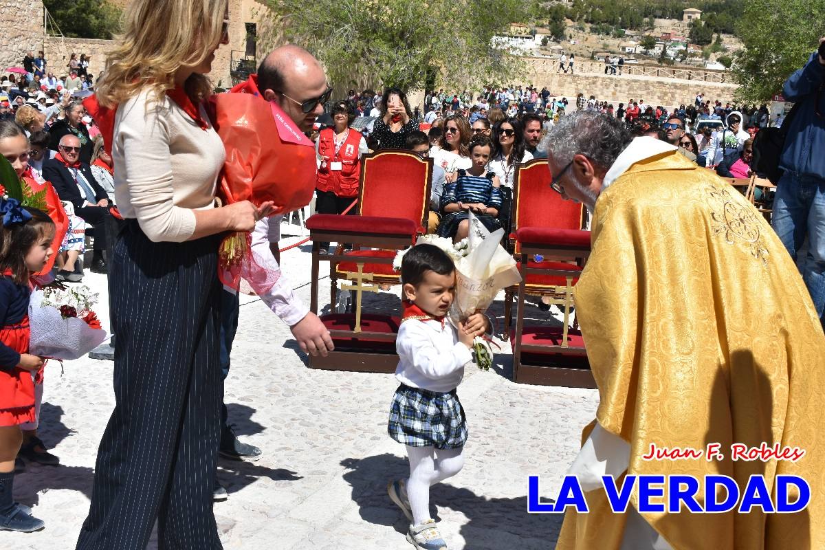 Flores de las peñas caballistas para la Vera Cruz en Caravaca
