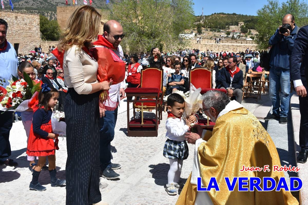 Flores de las peñas caballistas para la Vera Cruz en Caravaca