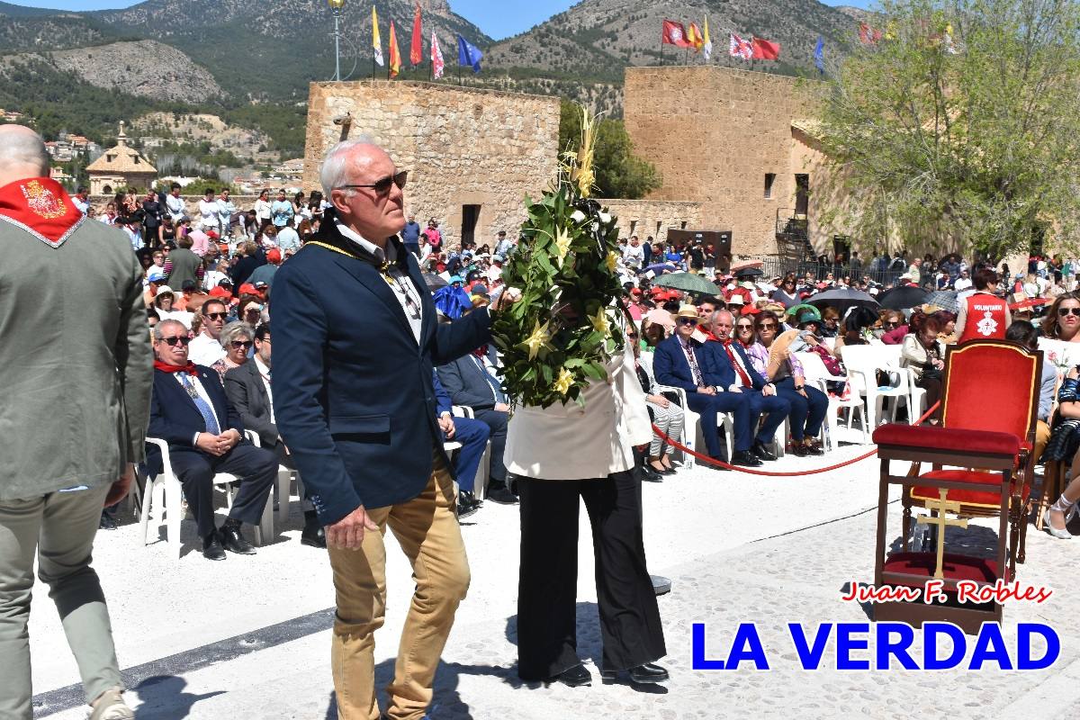 Flores de las peñas caballistas para la Vera Cruz en Caravaca