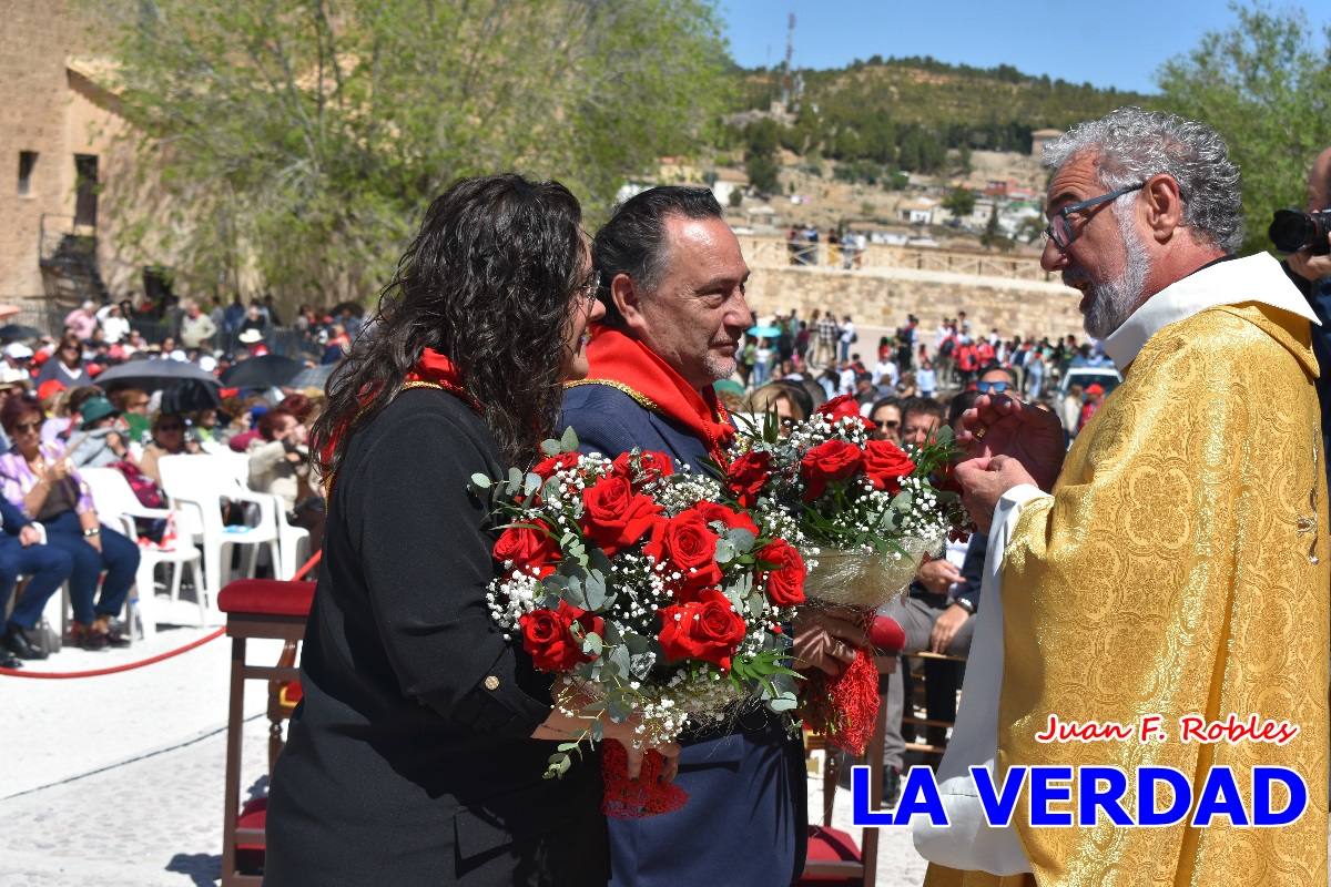 Flores de las peñas caballistas para la Vera Cruz en Caravaca