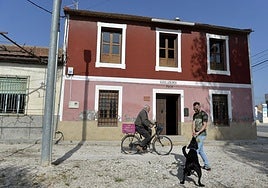 Fachada principal de la Casa Colorá de Alquerías, en una imagen de archivo.