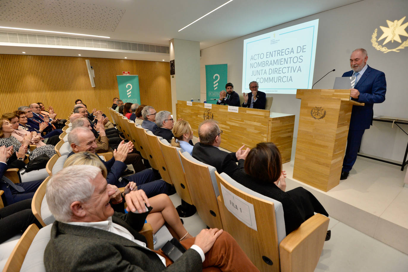 Miralles renueva al frente del Colegio Oficial de Médicos de la Región de Murcia