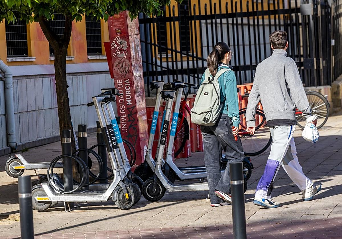 Patinetes en las calles, tras la finalización del convenio.