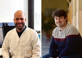 Jordi Ribas, especialista en Biología Celular e investigador de la UMU. Daniel Alcaraz, lingüista, en el campus de La Merced.