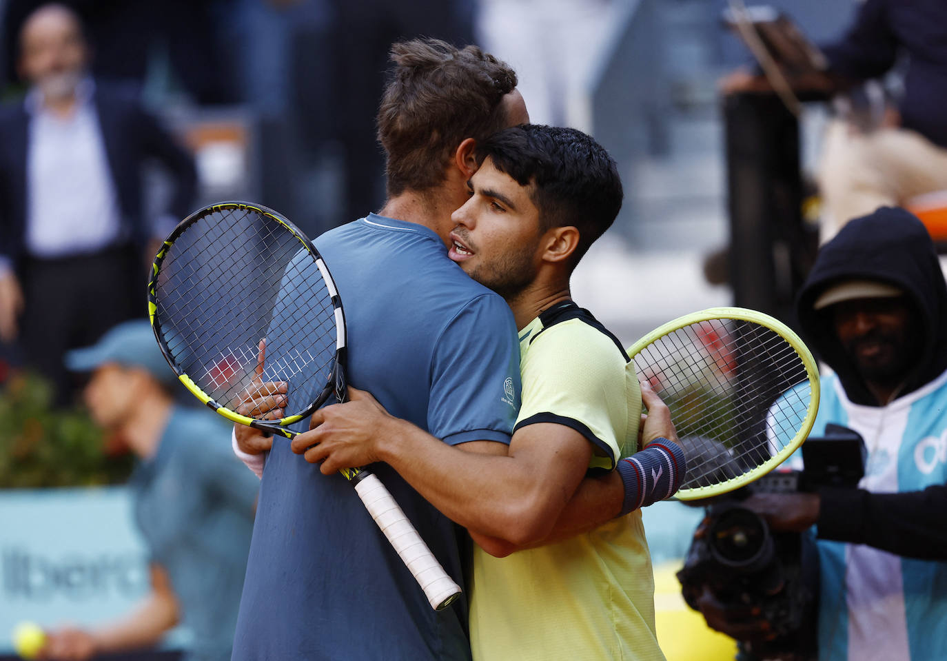 Las imágenes del partido entre Alcaraz y Struff en el Mutua Madrid Open