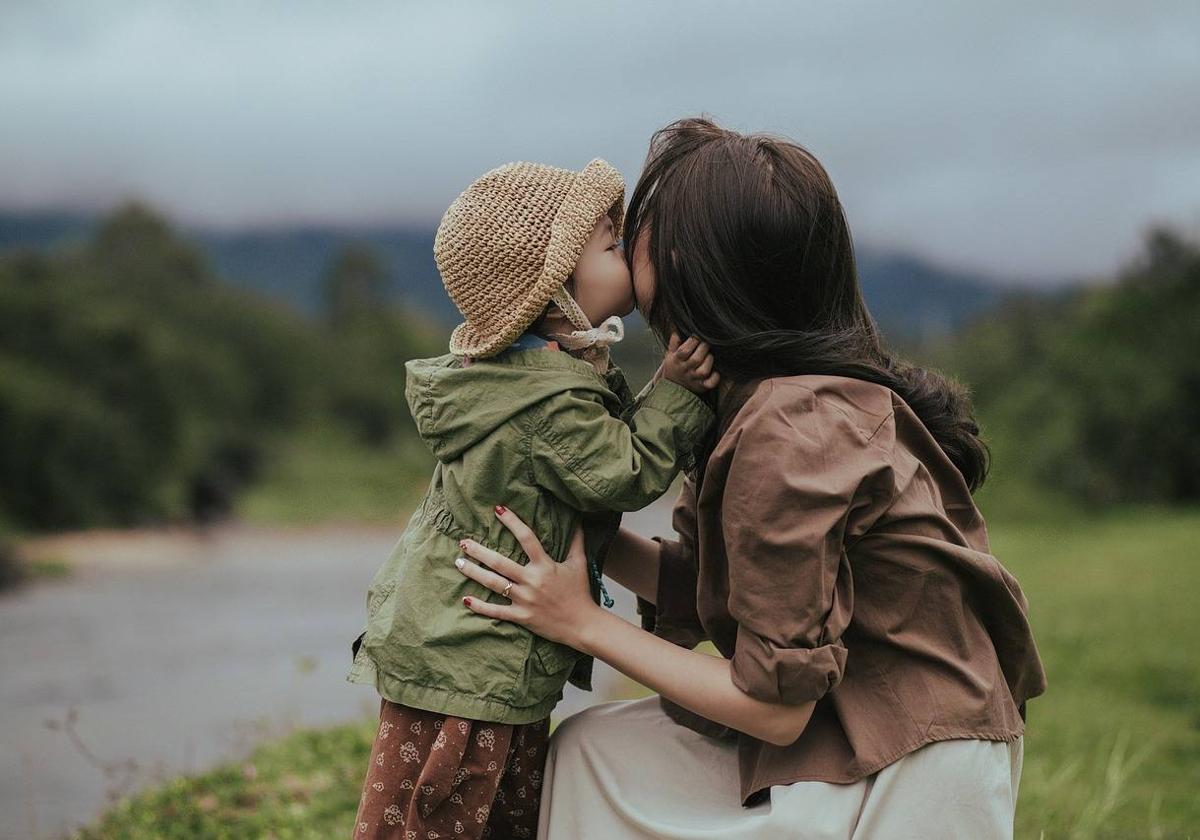 Una madre y su hija.