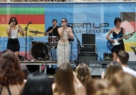 Uno de los conciertos celebrado en la plaza del Romea en la pasada edición del Warm Up.