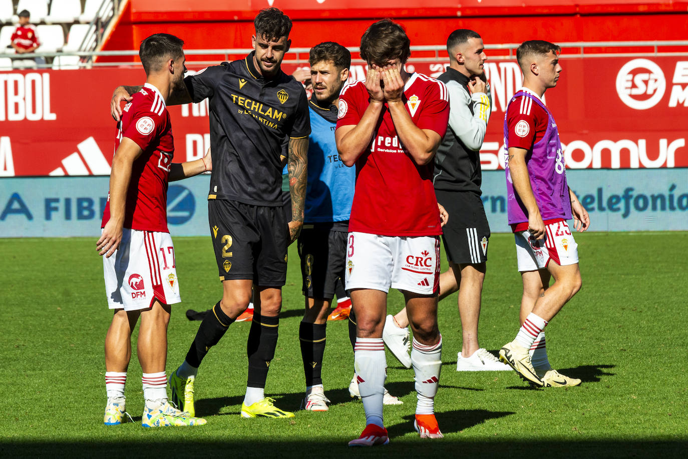 La derrota del Real Murcia frente al Castellón, en imágenes