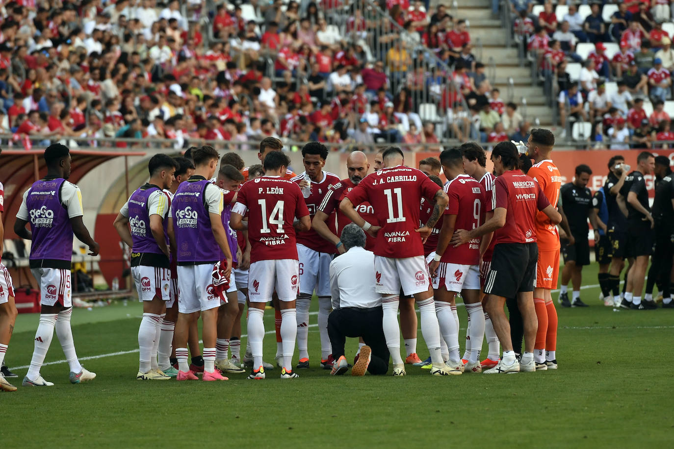 La derrota del Real Murcia frente al Castellón, en imágenes