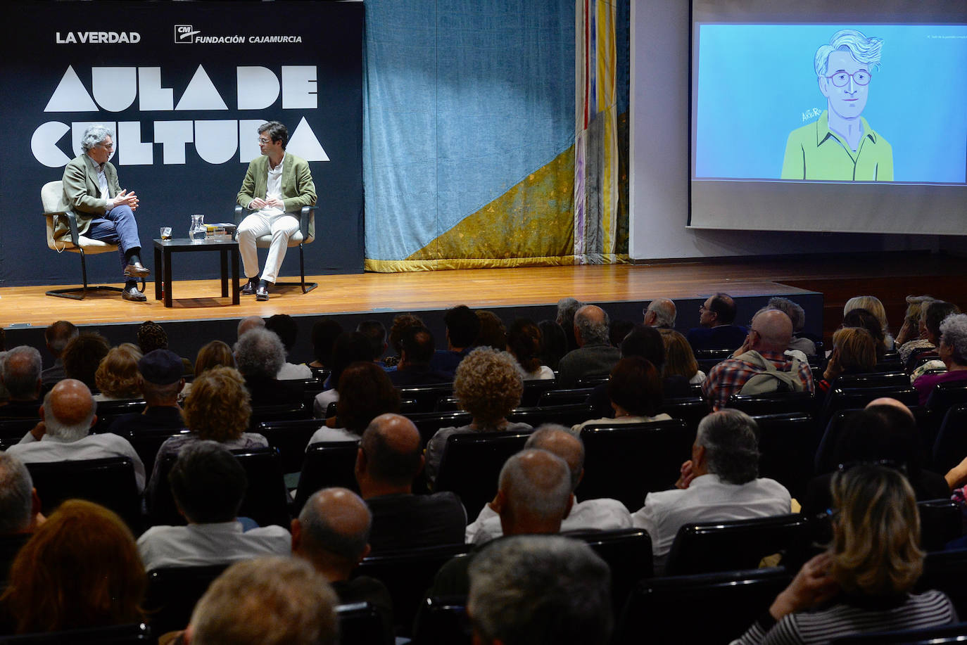 Las imágenes de Andrés Trapiello en el Aula de Cultura de LA VERDAD