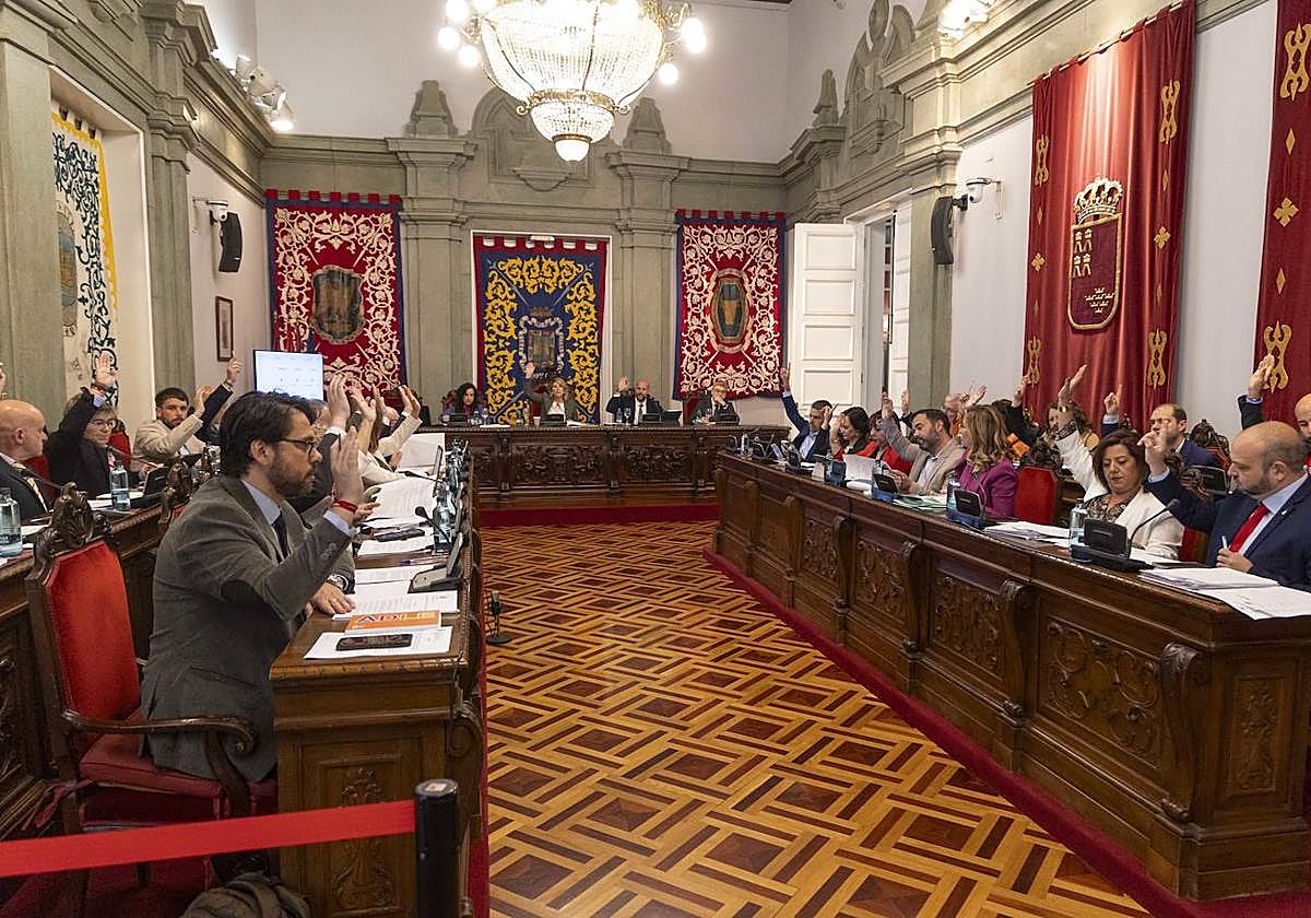 Imagen de archivo de un pleno municipal.