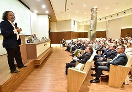 Manuel Maqueda, durante su ponencia.