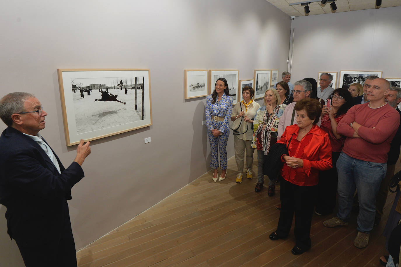 Las imágenes de la exposción de Ramón Masats en el Archivo General de la Región de Murcia