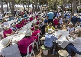 Las imágenes de la convivencia de mayores en Cartagena