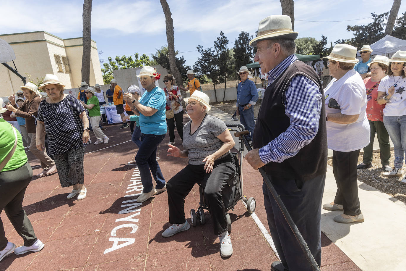 Las imágenes de la convivencia de mayores en Cartagena