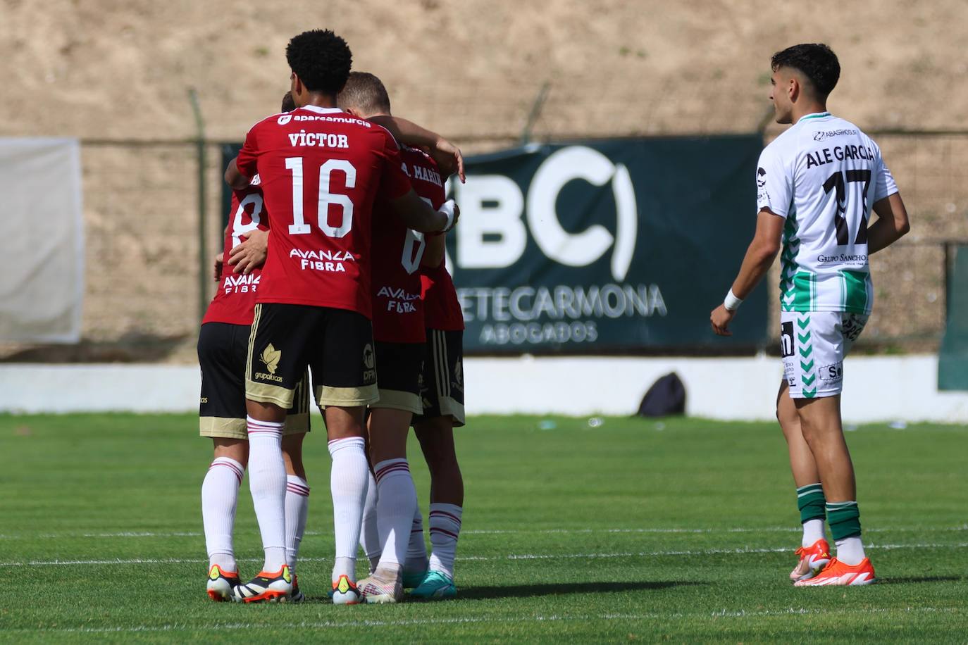 La victoria del Real Murcia frente al Antequera, en imágenes