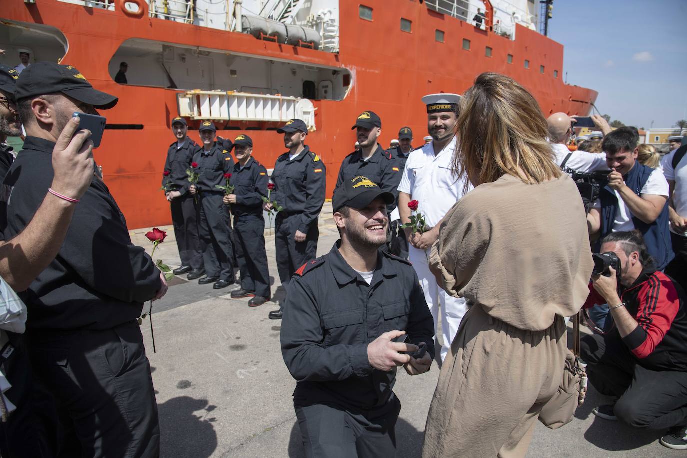 El &#039;Hespérides&#039; llega a Cartagena tras 171 días de viaje