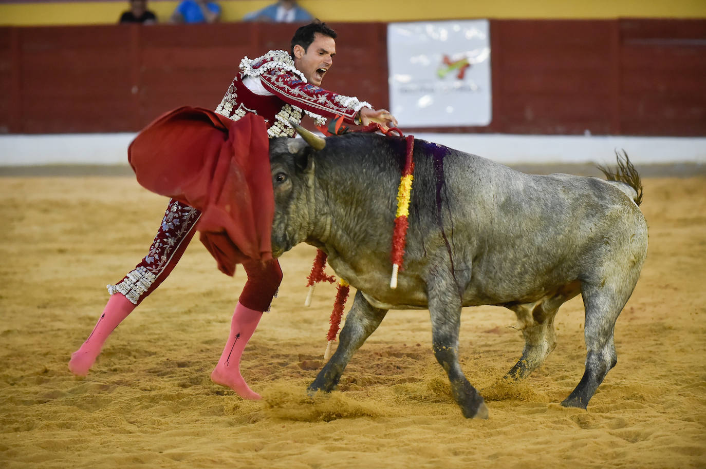 Las imágenes de la corrida de toros en Yecla