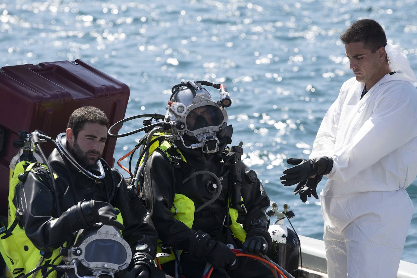 Así fue el simulacro de accidente de un gran buque en el puerto de Cartagena