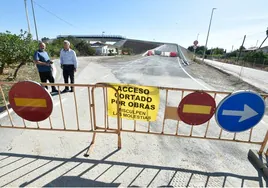 José Mª y José, dos de los vecinos afectados por la construcción del puente sobre las vías del AVE en Nonduermas.