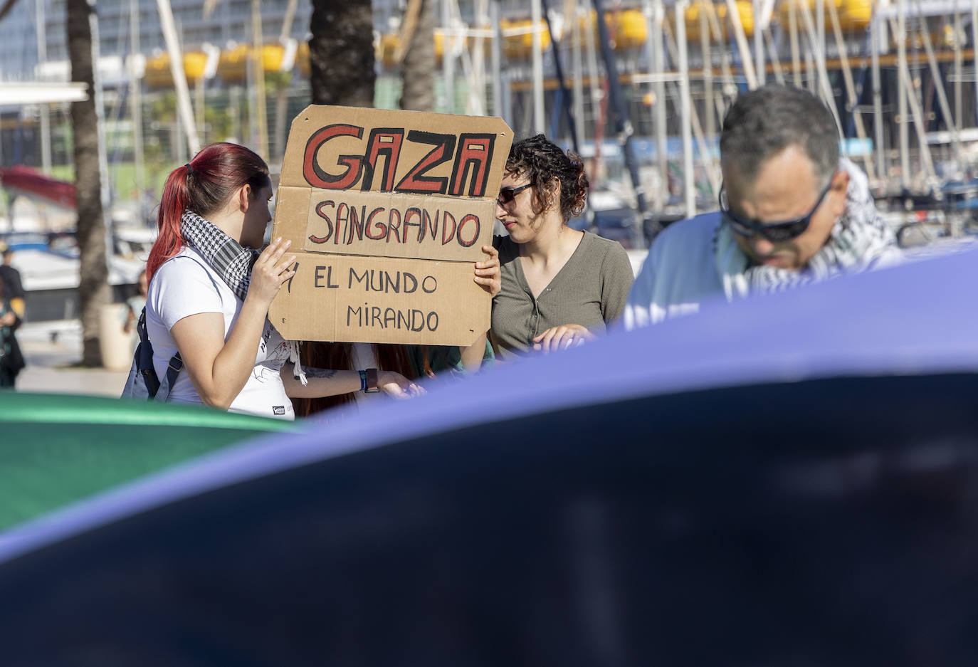 En imágenes, la protesta contra la escala del barco &#039;Borkum&#039; en Cartagena