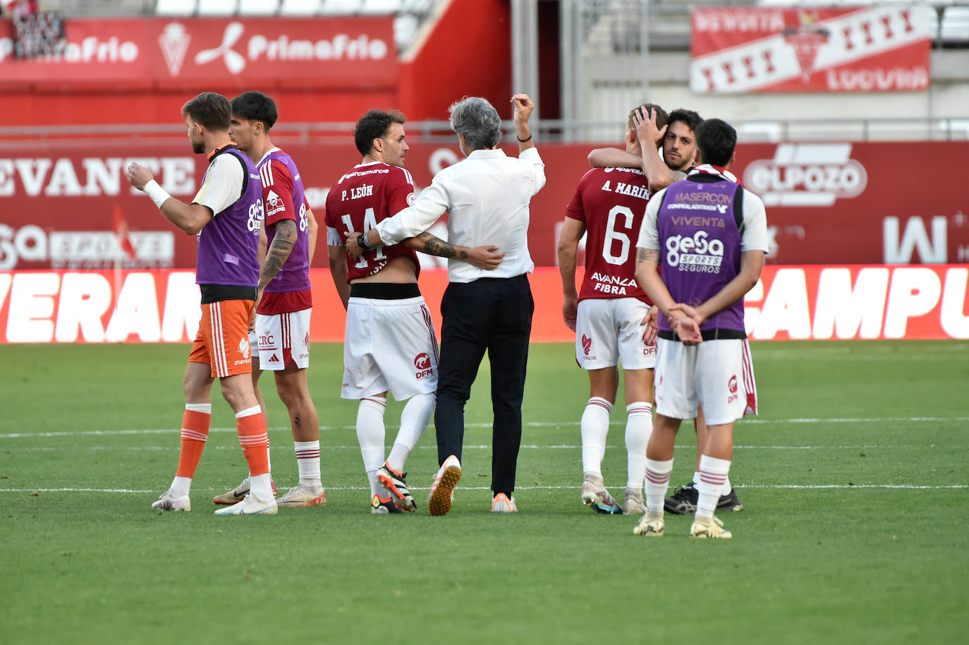 El empate del Real Murcia frente al Mérida, en imágenes