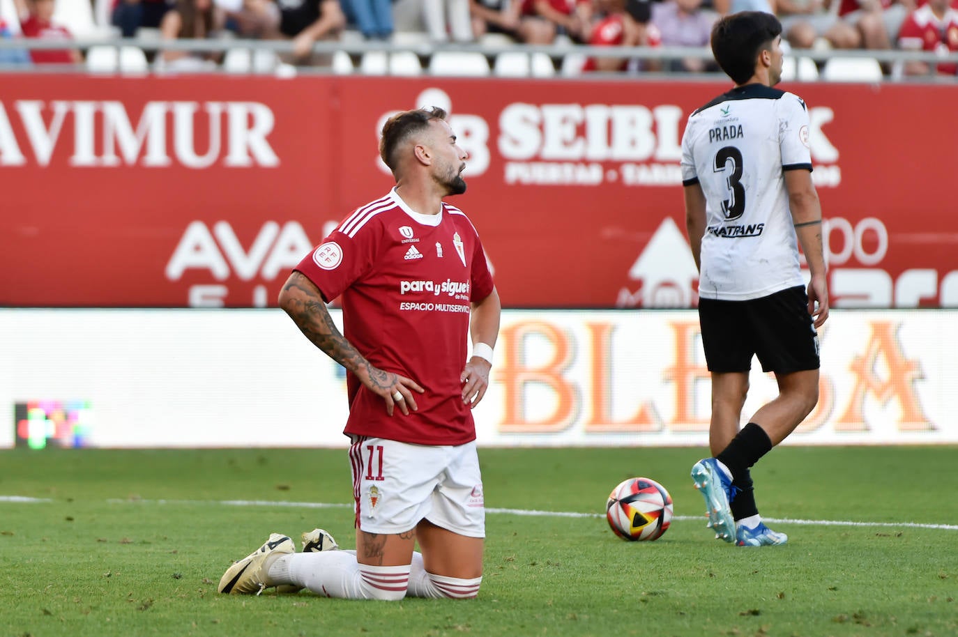 El empate del Real Murcia frente al Mérida, en imágenes
