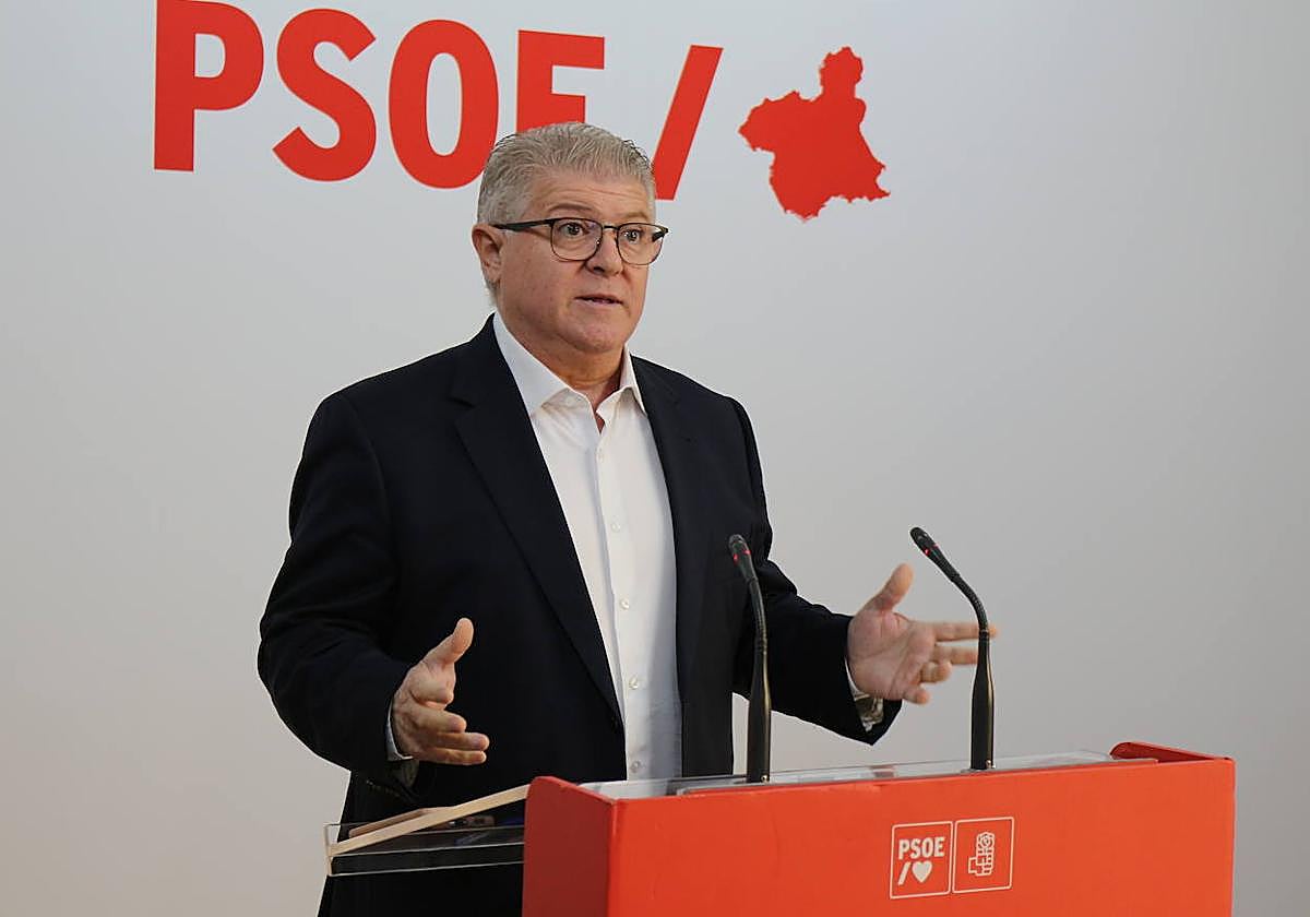 El secretario general del PSOE en la Región de Murcia y portavoz del Grupo Parlamentario Socialista, Pepe Vélez.
