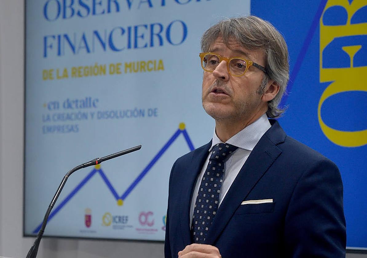 Luis Alberto Marín.