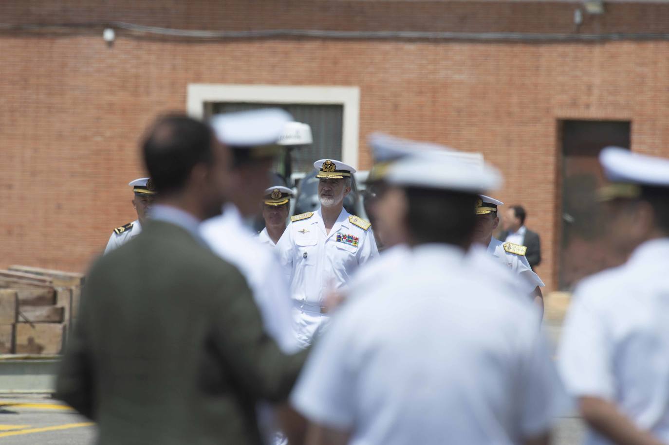 La visita del Rey Felipe VI a la Fuerza de Acción Marítima en Cartagena, en imágenes