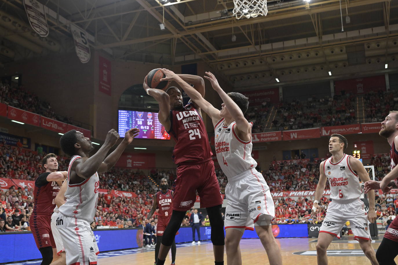 Las imágenes del UCAM-Valencia (72-83)