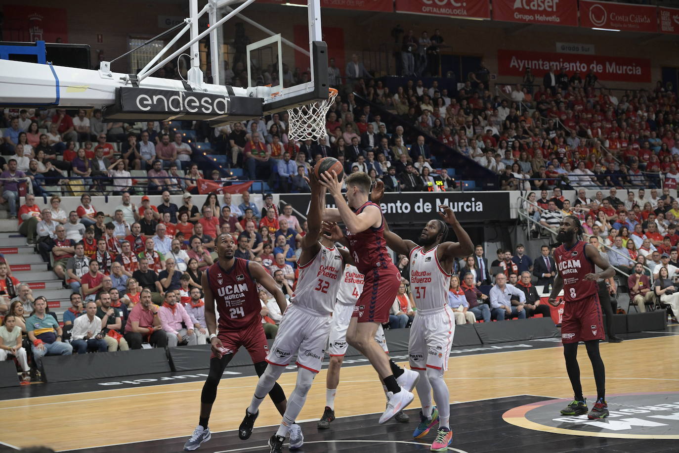 Las imágenes del UCAM-Valencia (72-83)