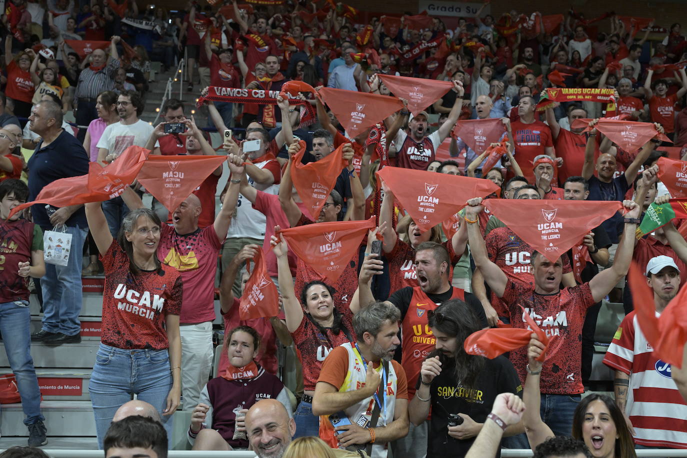 Las imágenes del UCAM-Valencia (72-83)