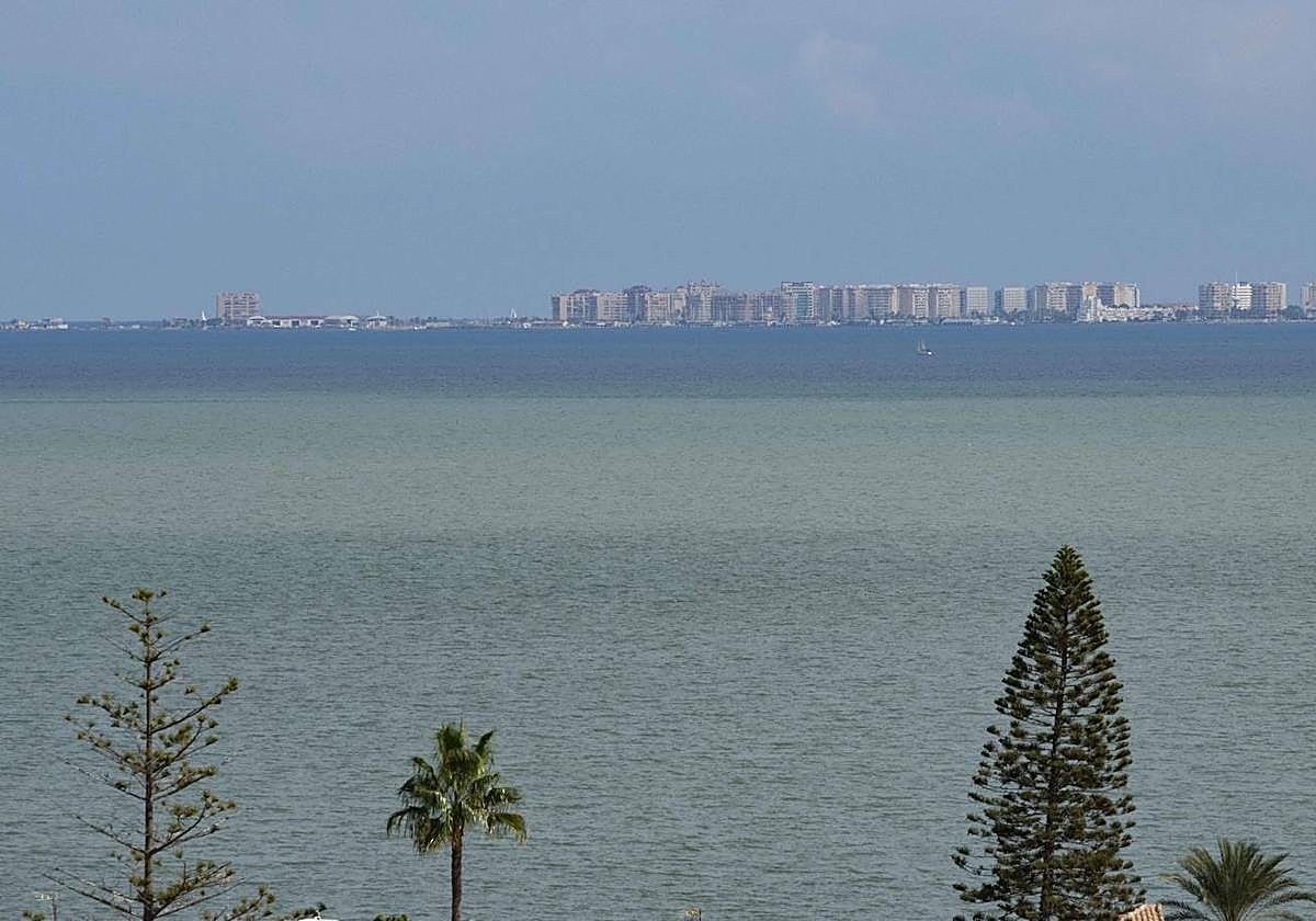 Imagen de archivo de la mancha blanca en el Mar Menor.