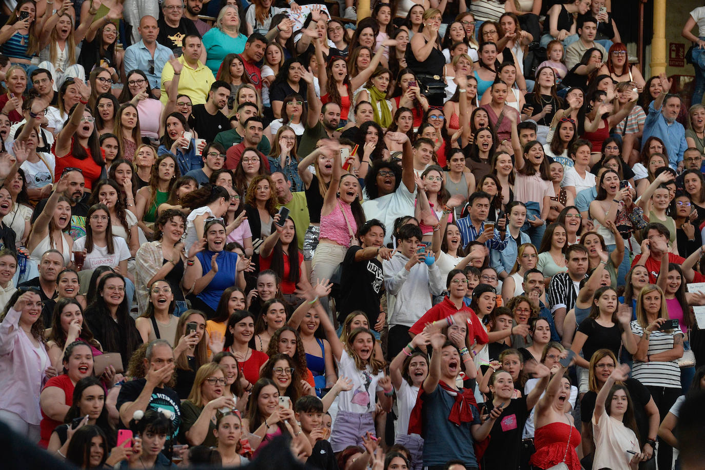 Imágenes del concierto de Operación Triunfo en la Plaza de Toros de Murcia