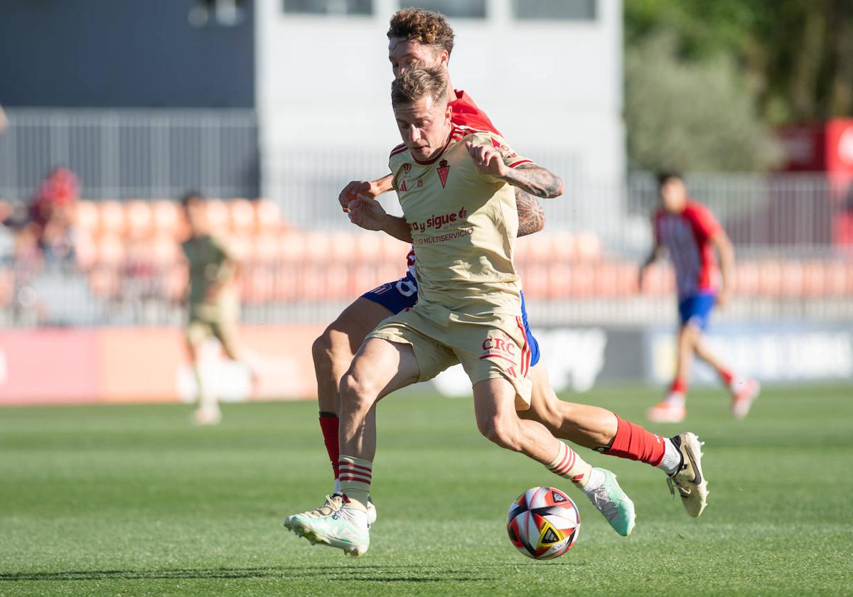 La derrota del Real Murcia frente al Atleti B, en imágenes