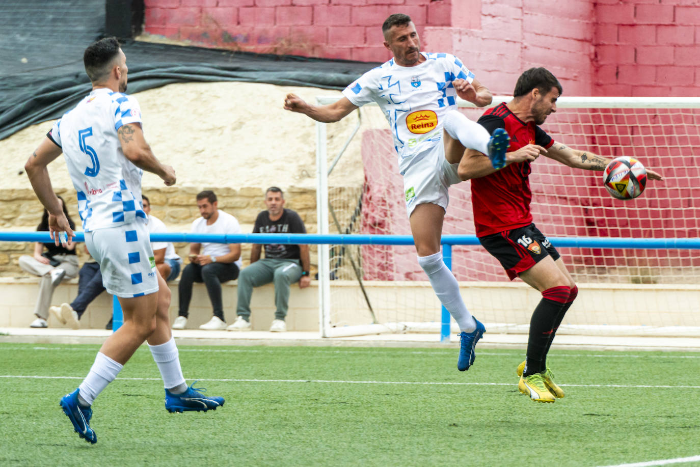 El Cieza accede a las semifinales del &#039;playoff&#039; tras eliminar al Caravaca, en imágenes