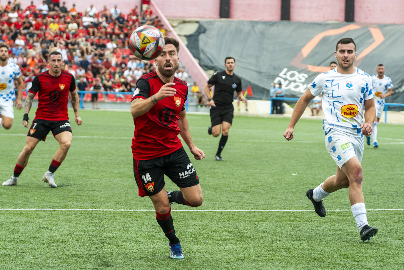 El Cieza accede a las semifinales del &#039;playoff&#039; tras eliminar al Caravaca, en imágenes