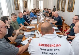 Reunión de la Junta Local de Seguridad, este lunes.