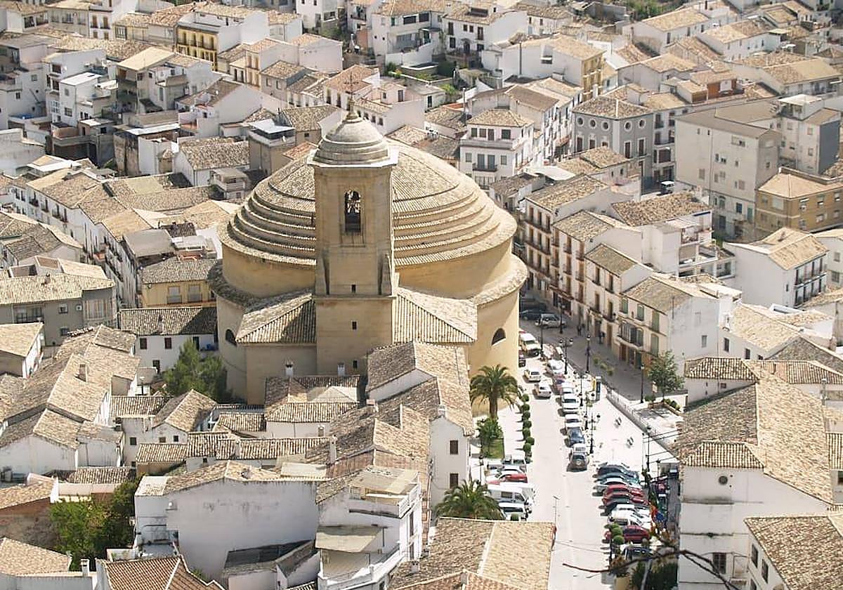 Visita el Panteón de Agripa sin viajar a Roma: el pueblo cerca de la Región de Murcia con una iglesia inspirada en este templo.