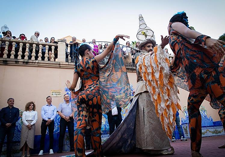 La performance se inspiraba en un personaje de 'La flauta mágica' que descubre la figura del Oriol.