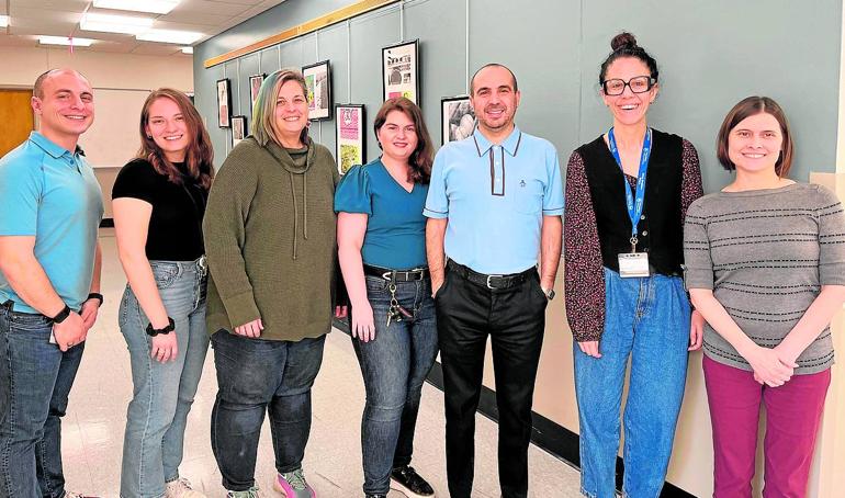 De izquierda a derecha: Anthony Rahawi, Natasa Morales-Ghinaglia, Trish Cain, Casandra Nyhuis, Julio Fernandez-Mendoza, Pura Ballester-Navarro y Carrie Criley.