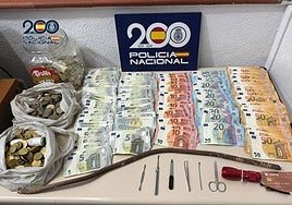 Dinero encontrado entre las pertenencias del detenido.