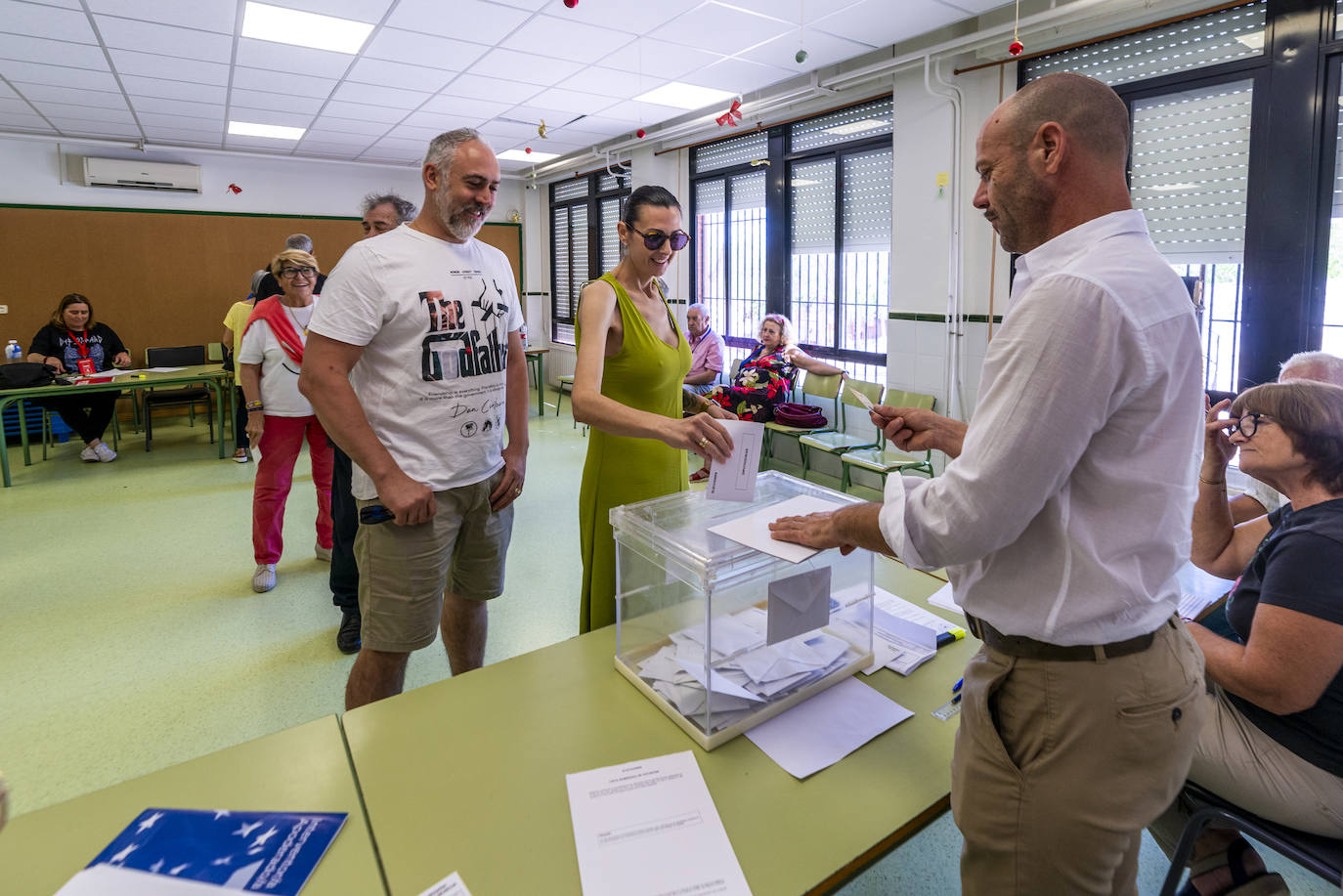 Las elecciones europeas en la Región de Murcia, en imágenes