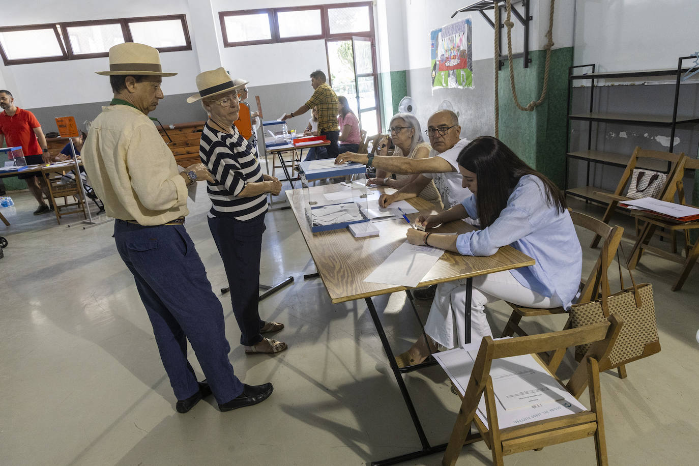 Las elecciones europeas en la Región de Murcia, en imágenes