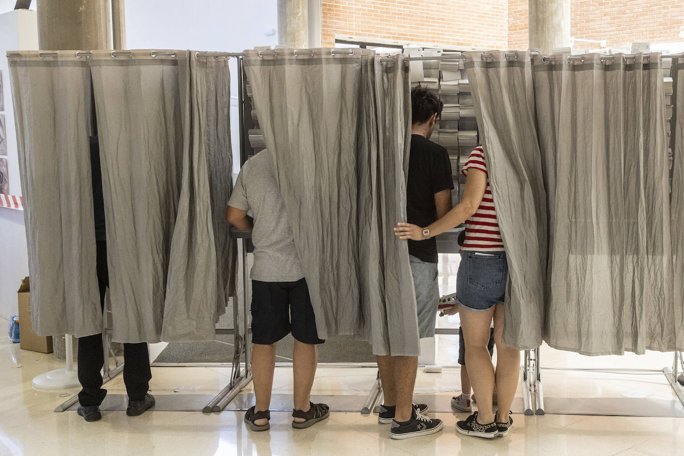 Las elecciones europeas en la Región de Murcia, en imágenes