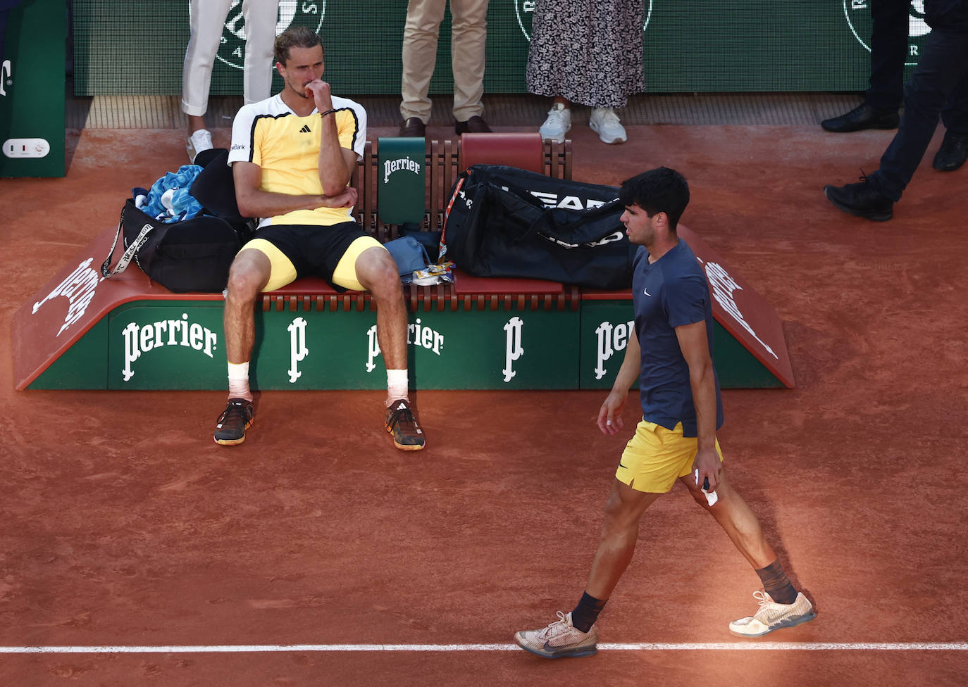 La final de Roland Garros entre Carlos Alcaraz y Alexander Zverev, en imágenes