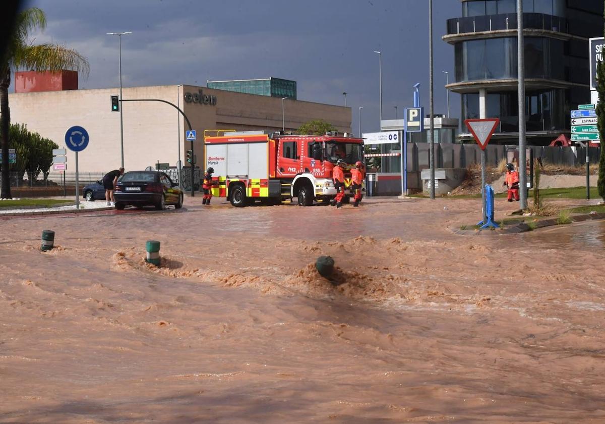 Las inundaciones por la lluvia en Murcia, en imágenes