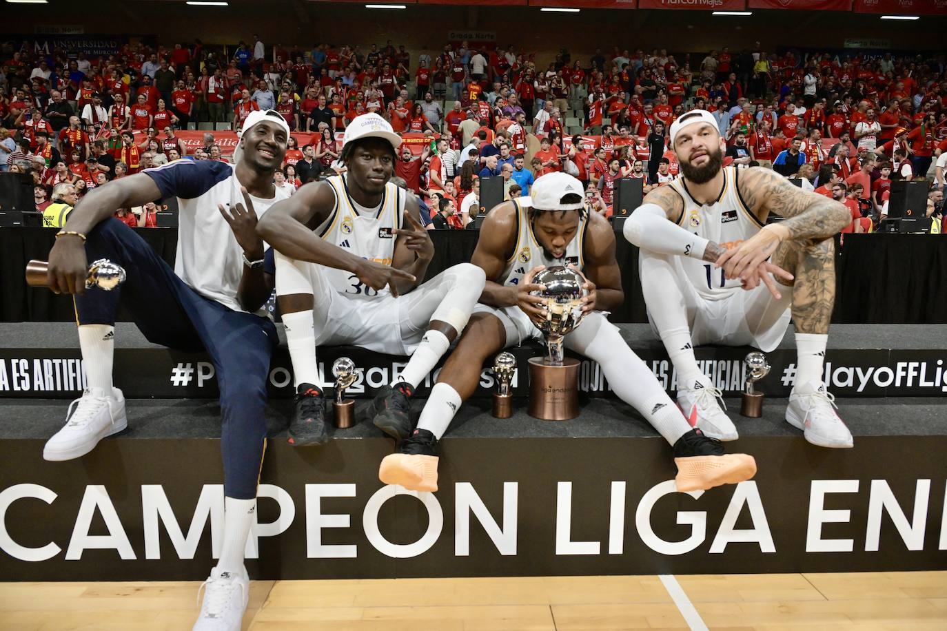 Las imágenes de la celebración del UCAM y el Real Madrid